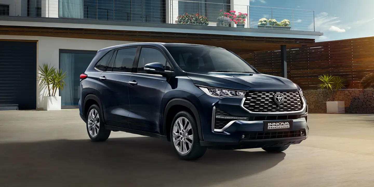 Best Hybrid Cars in India 2025 — Mileage and Performance Guide 