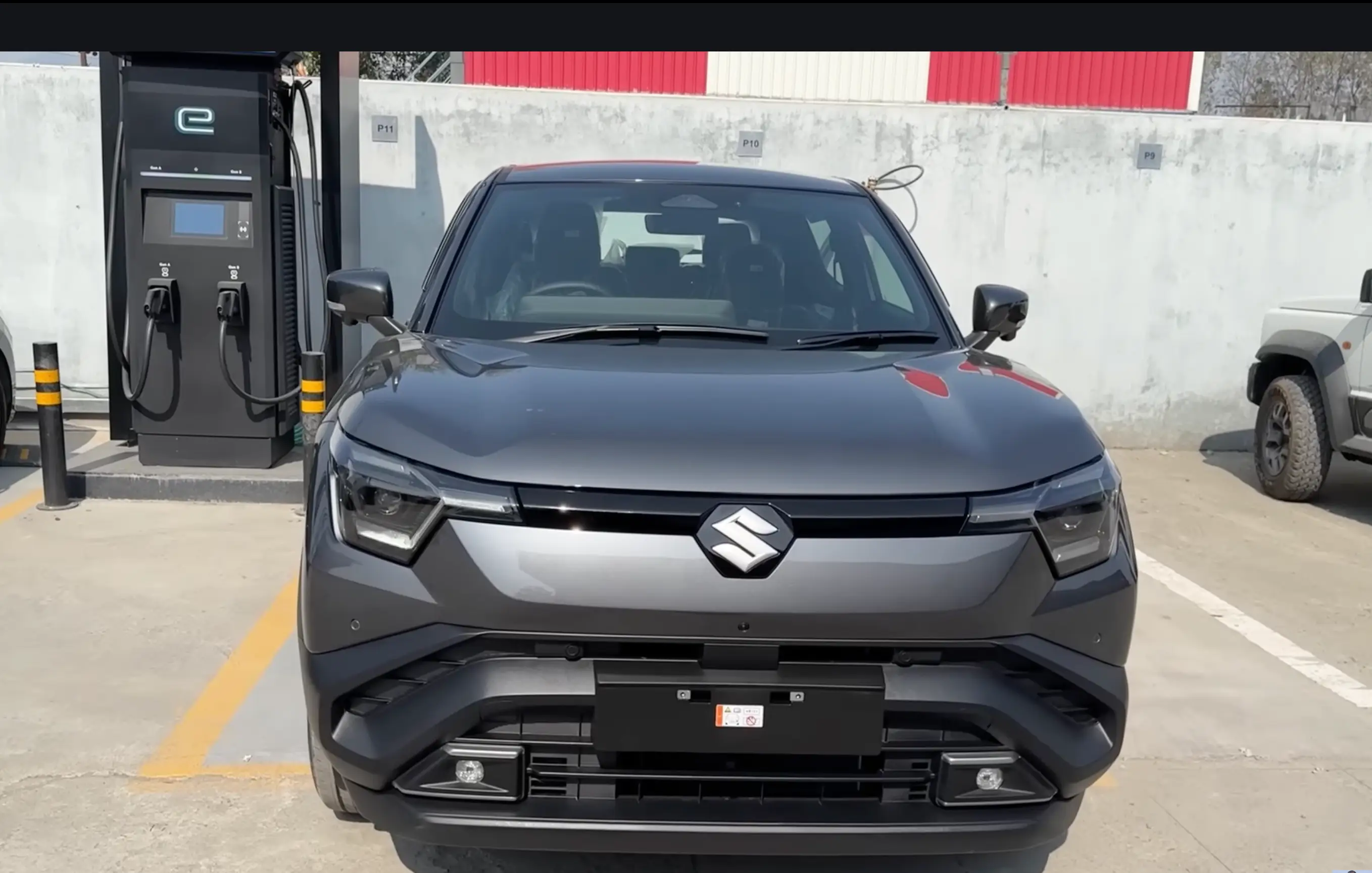 Maruti Suzuki e Vitara vs. Tata Nexon EV: Which Electric SUV Should You Buy? 2 e vitara
