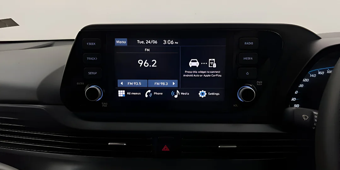 Hyundai i20 Sportz 1.2 MT 2024 – 10-Image Tech Walkthrough