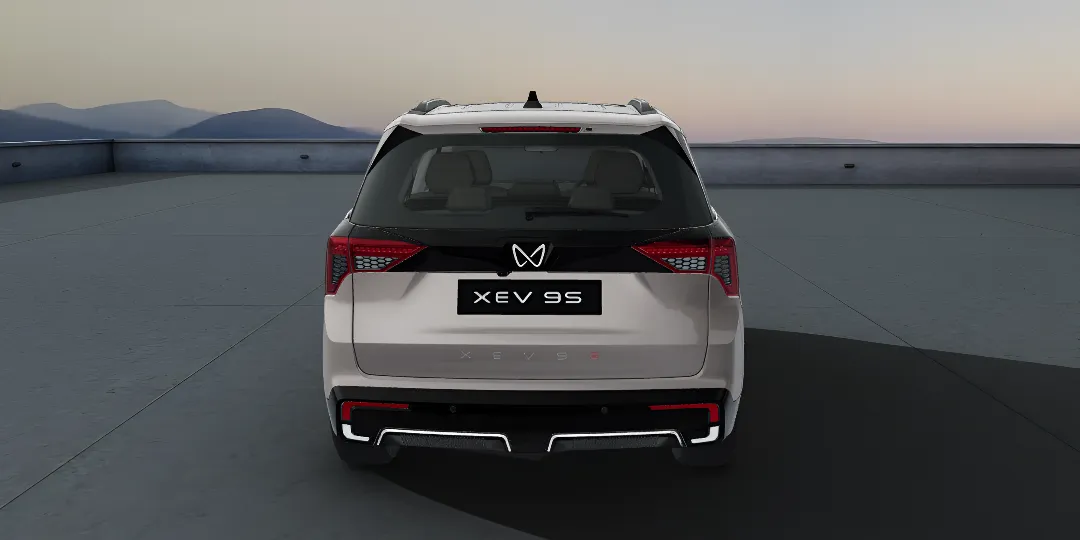 mahindra XEV 9s Rear view