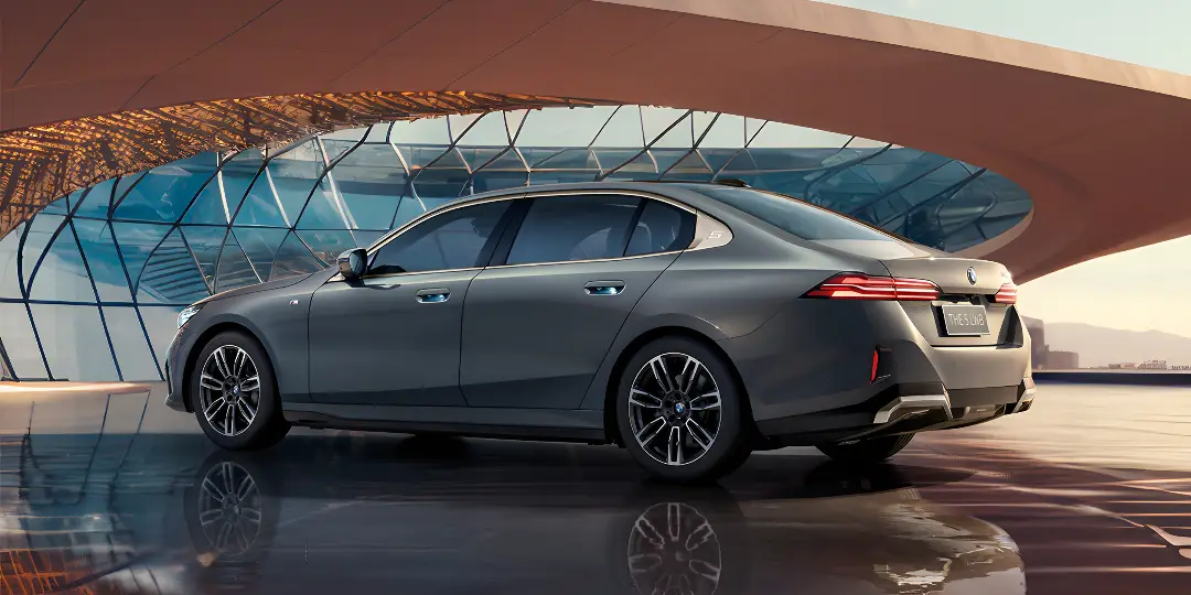 BMW 5 Series LWB Price And Variant Details 